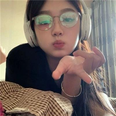 冒牌鹦鹉